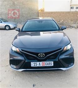 تۆیۆتا کامری